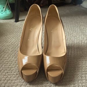 Christian louboutin nude platform peep toe heels